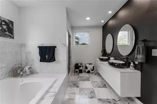 9715 SW 89th Ct, Miami, FL 33176 - Photo 15