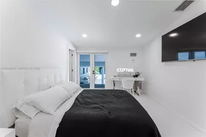 9715 SW 89th Ct, Miami, FL 33176 - Photo 19