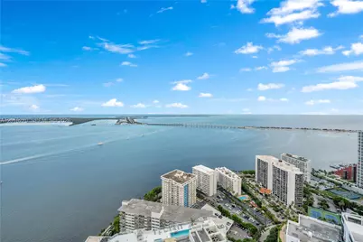 1300 Brickell Bay Dr #2000, Miami, FL 33131 - Photo 13