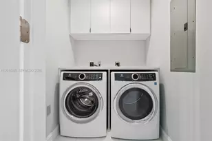 851 NE 1st Ave, Miami, FL 33132 - Photo 29