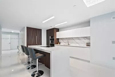 851 NE 1st Ave #3111, Miami, FL 33132 - Photo 13