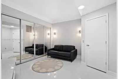 851 NE 1st Ave #3111, Miami, FL 33132 - Photo 3