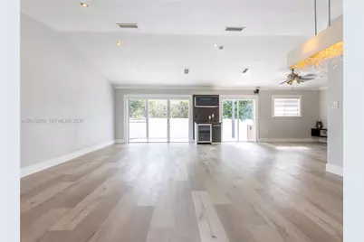 16894 Crestview Ln #0, Weston, FL 33326 - Photo 23