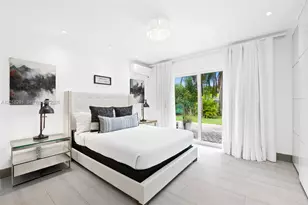 2711 Mayan Dr, Fort Lauderdale, FL 33316 - Photo 17