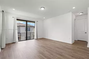 3323 W 96 Pl, Hialeah, FL 33018 - Photo 25