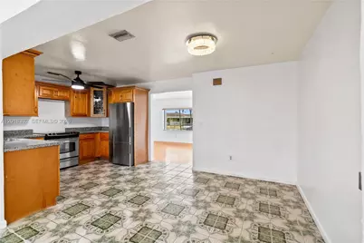 3155 NW 81st Ter, Miami, FL 33147 - Photo 19