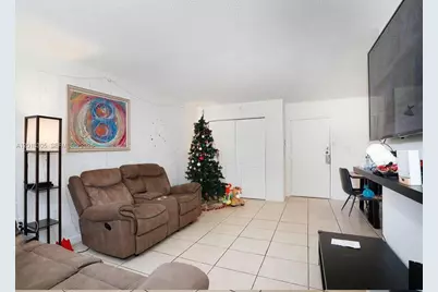 9401 SW 4th St #209, Miami, FL 33174 - Photo 3