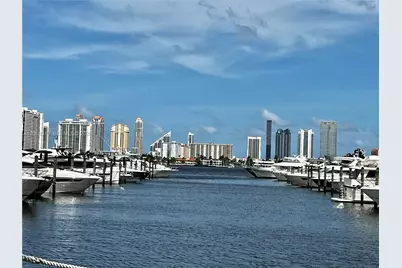17111 Biscayne Blvd #1102, North Miami Beach, FL 33160 - Photo 33