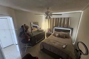 1241 NW 6th St, Miami, FL 33125 - Photo 11