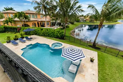 11075 NW 79th Pl, Parkland, FL 33076 - Photo 3