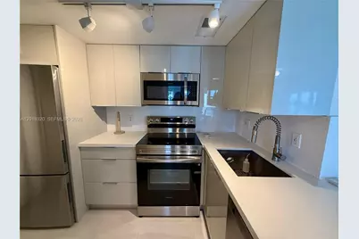 770 Claughton Island Dr #1805, Miami, FL 33131 - Photo 7