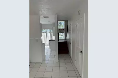 3005 NW 5th Ter #2, Pompano Beach, FL 33064 - Photo 7