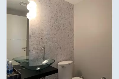 200 Biscayne Boulevard Way #4212, Miami, FL 33131 - Photo 7