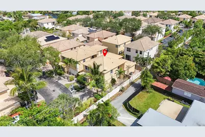 1282 Grant Ct, Hollywood, FL 33019 - Photo 41