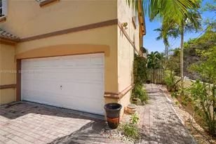 1282 Grant Ct, Hollywood, FL 33019 - Photo 37