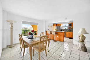 4801 NW 7th St, Miami, FL 33126 - Photo 19