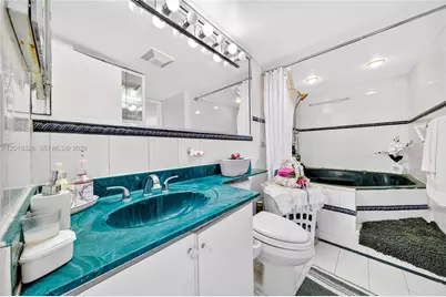 4801 NW 7th St, Miami, FL 33126 - Photo 31