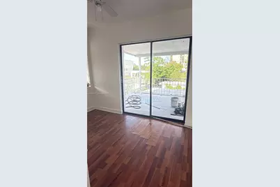 133 NW 43rd Pl #B, Miami, FL 33126 - Photo 5