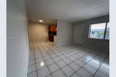 1310 W 29th St #41, Hialeah, FL 33012 - Photo 9