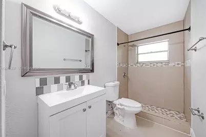 429 Avenida Hermosa, West Palm Beach, FL 33405 - Photo 13