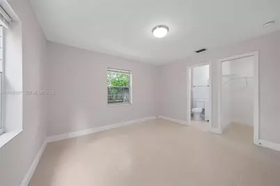 429 Avenida Hermosa, West Palm Beach, FL 33405 - Photo 11