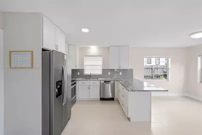 429 Avenida Hermosa, West Palm Beach, FL 33405 - Photo 5