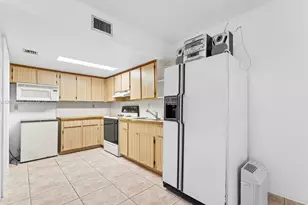 100 SW 110th Ave, Sweetwater, FL 33174 - Photo 15