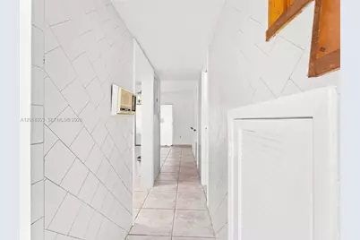 100 SW 110th Ave #142, Sweetwater, FL 33174 - Photo 9