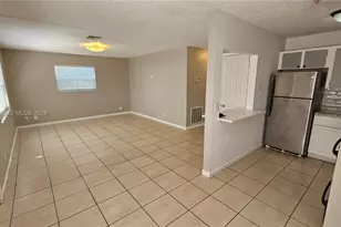 860 SW 6th Ct, Pompano Beach, FL 33060 - Photo 5