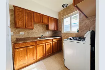 2045 Calais Dr #3, Miami Beach, FL 33141 - Photo 5