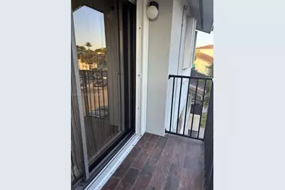 7160 NW 179th St #302, Hialeah, FL 33015 - Photo 17