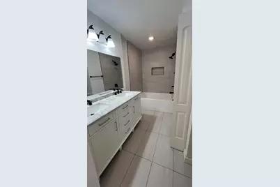 11065 NW 38th Pl, Sunrise, FL 33351 - Photo 25