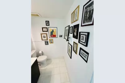 665 NE 25th St #1404, Miami, FL 33137 - Photo 13