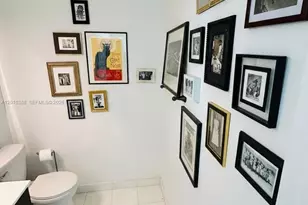 665 NE 25th St, Miami, FL 33137 - Photo 13