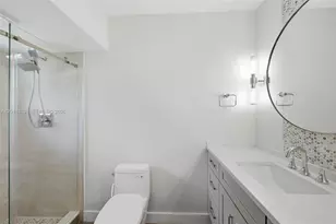 109 S 57th Ave, Hollywood, FL 33023 - Photo 17