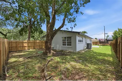 109 S 57th Ave, Hollywood, FL 33023 - Photo 35
