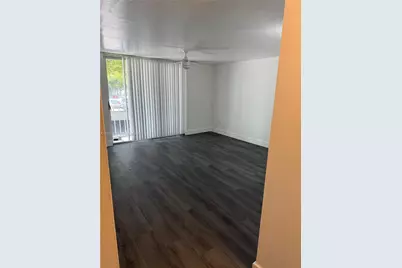 1740 NW N River Dr #325, Miami, FL 33125 - Photo 3