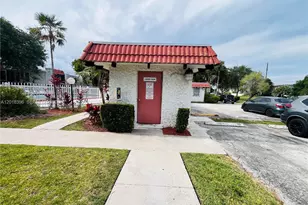 8701 SW 141st St, Palmetto Bay, FL 33176 - Photo 11