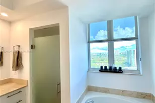 3330 NE 190th St, Aventura, FL 33180 - Photo 21