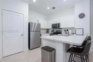 844 NW 3rd Way, Pompano Beach, FL 33060 - Photo 17
