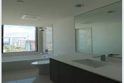 460 NE 28 Street #2701, Miami, FL 33137 - Photo 5