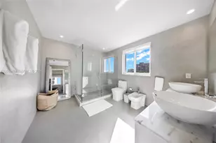 50 Ocean Ln Dr, Key Biscayne, FL 33149 - Photo 17