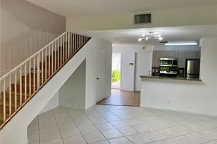 982 Sevilla Cir, Weston, FL 33326 - Photo 3