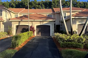 982 Sevilla Cir, Weston, FL 33326 - Photo 1