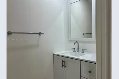 982 Sevilla Cir #982, Weston, FL 33326 - Photo 7