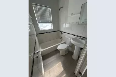967 SW 5th St #14, Miami, FL 33130 - Photo 9