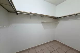 9155 Fontainebleau Blvd, Miami, FL 33172 - Photo 5