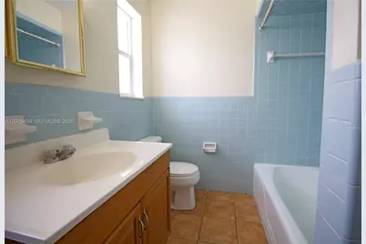 125 SW 3rd Ave, Hallandale Beach, FL 33009 - Photo 9