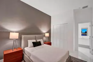 1801 NE 13th St, Fort Lauderdale, FL 33304 - Photo 9