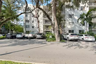 680 NE 64th St, Miami, FL 33138 - Photo 23